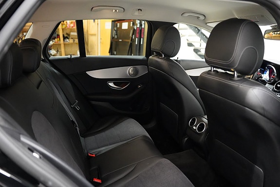 Mercedes-Benz C220 d 17 of 20