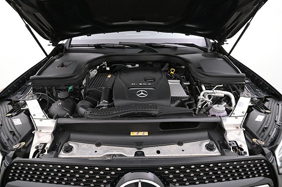 Mercedes-Benz GLC300 e 26 of 27
