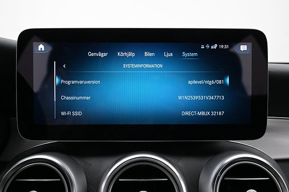 Mercedes-Benz GLC300 e 17 of 27
