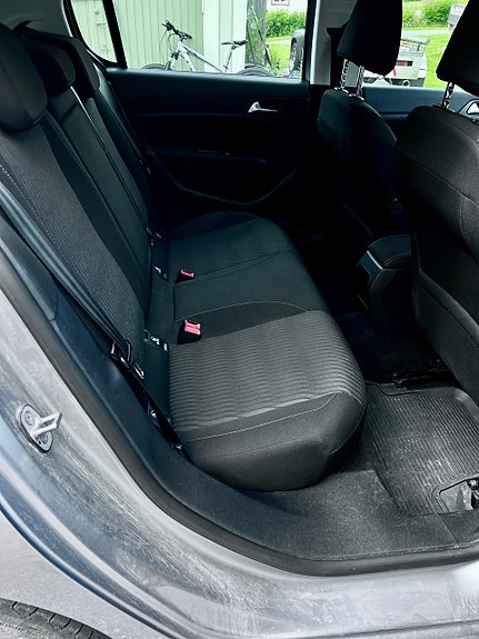 Peugeot 308 5 of 5