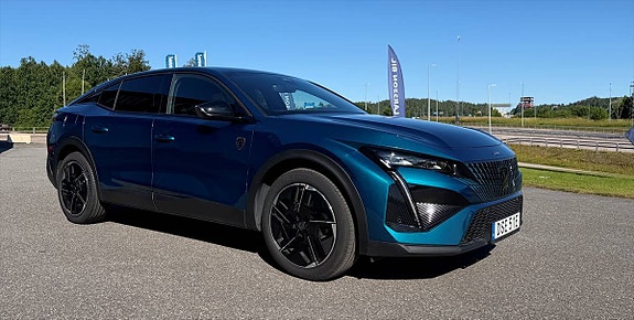 Peugeot 408 4 of 5