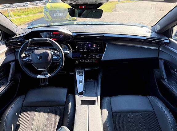 Peugeot 408 6 of 8