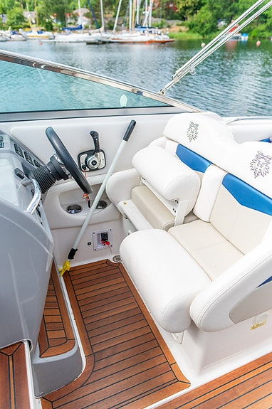 Chaparral 28.5 fot med Volvo Penta 320 hk V8 12 of 17