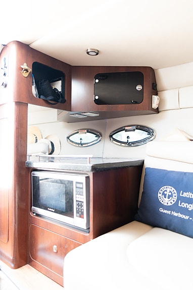 Chaparral 28.5 fot med Volvo Penta 320 hk V8 10 of 17
