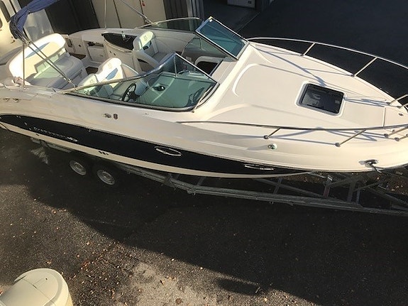 Chaparral 28.5 fot med Volvo Penta 320 hk V8 4 of 17