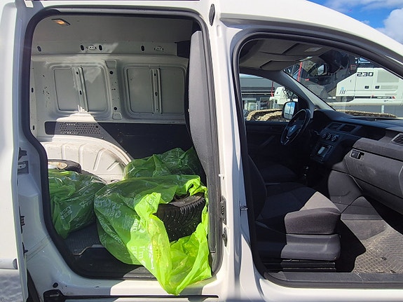 Volkswagen Caddy 11 of 26
