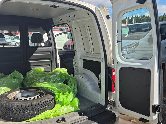 Volkswagen Caddy 13 of 26