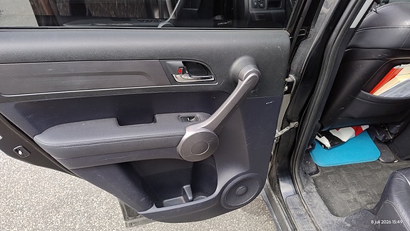 Honda CR-V 10 of 17