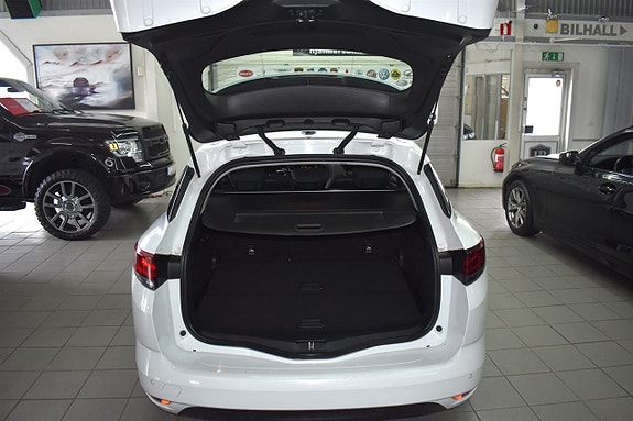Renault Megane 14 of 14