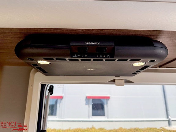 Knaus Südwind 580 UF Scandinavien Selection | Fransk säng | ALDE 13 of 21