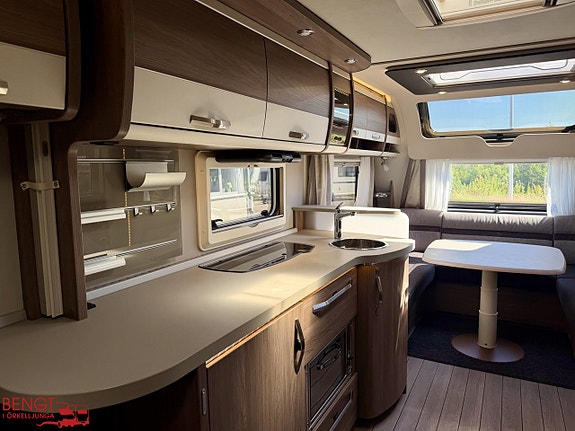 Knaus Südwind 580 UF Scandinavien Selection | Fransk säng | ALDE 11 of 21