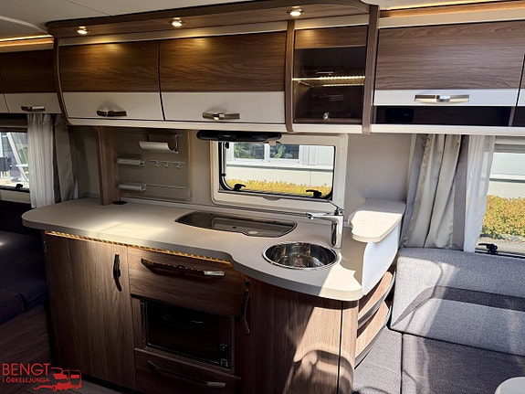 Knaus Südwind 580 UF Scandinavien Selection | Fransk säng | ALDE 14 of 21
