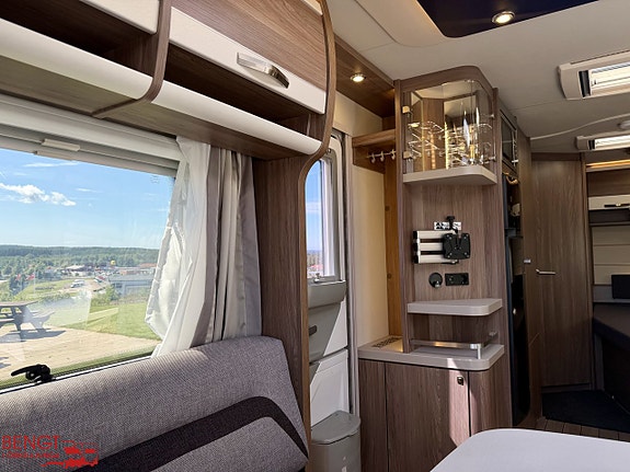 Knaus Südwind 580 UF Scandinavien Selection | Fransk säng | ALDE 19 of 21