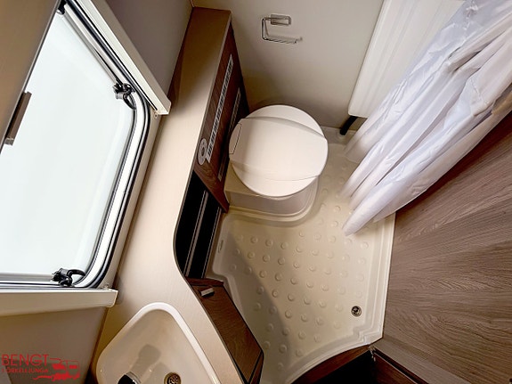 Knaus Südwind 580 UF Scandinavien Selection | Fransk säng | ALDE 21 of 21
