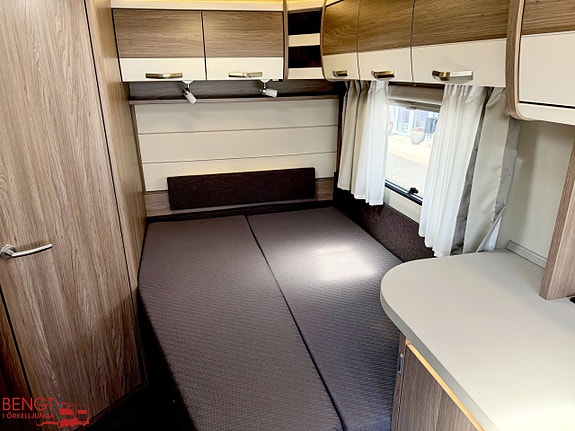 Knaus Südwind 580 UF Scandinavien Selection | Fransk säng | ALDE 17 of 21