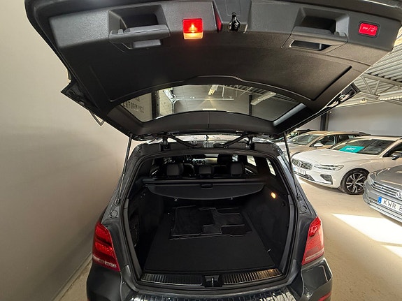 Mercedes-Benz GLK220 15 of 16