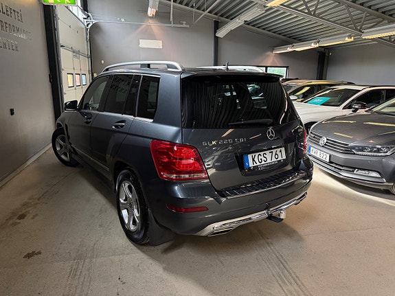 Mercedes-Benz GLK220 7 of 16