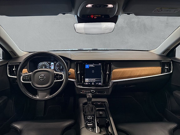 Volvo V90 12 of 27