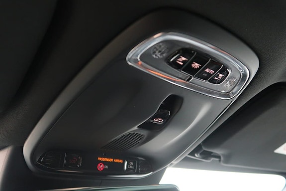 Volvo V90 Cross Country 21 of 25