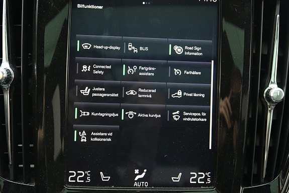 Volvo V90 Cross Country 17 of 25
