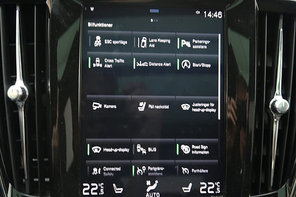 Volvo V90 Cross Country 16 of 25