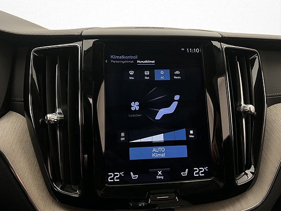 Volvo XC60 20 of 30