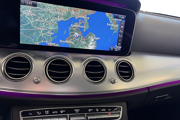Mercedes-Benz E220 d 12 of 23