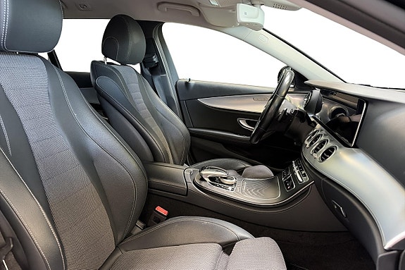 Mercedes-Benz E220 d 6 of 23