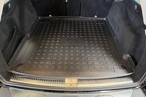 Mercedes-Benz E220 d 21 of 23