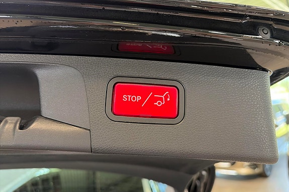 Mercedes-Benz E220 d 23 of 23