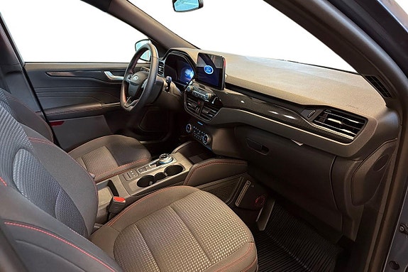 Ford Kuga 9 of 27