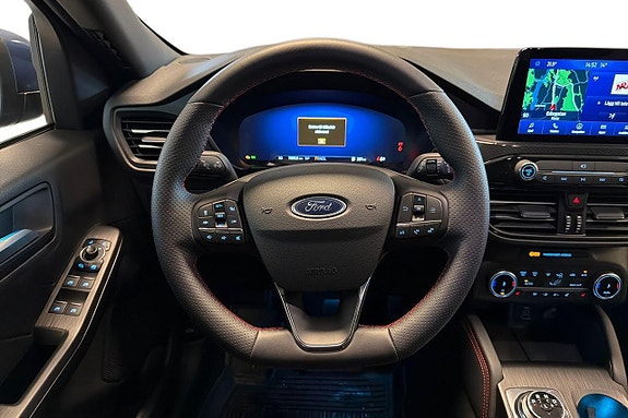 Ford Kuga 13 of 27