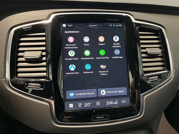 Volvo XC90 14 of 25