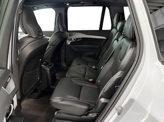 Volvo XC90 7 of 25