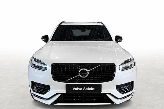 Volvo XC90 21 of 25