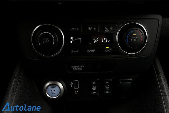 Nissan Leaf 24 of 28