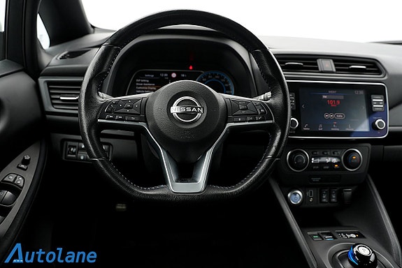 Nissan Leaf 22 of 28