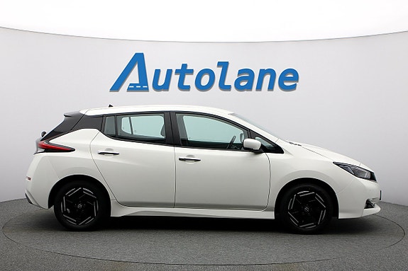 Nissan Leaf 9 of 28