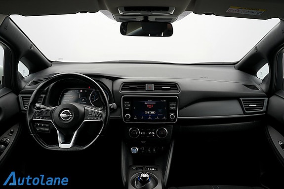 Nissan Leaf 21 of 28