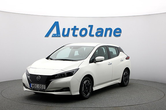 Nissan Leaf 4 of 5