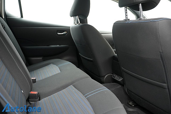 Nissan Leaf 18 of 28