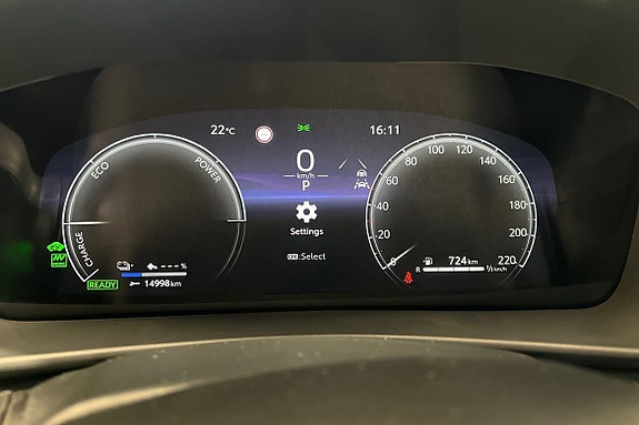 Toyota C-HR 16 of 21