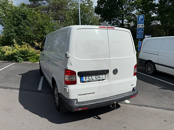 Volkswagen Transporter 3 of 5