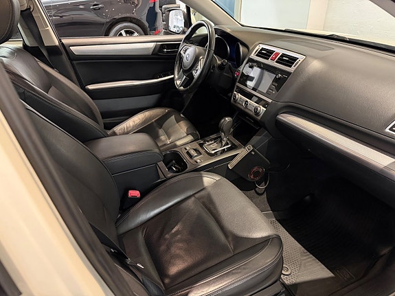 Subaru Outback 9 of 20