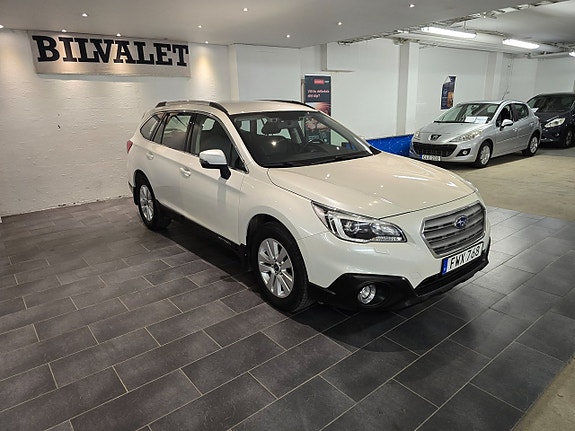 Subaru Outback 2 of 5