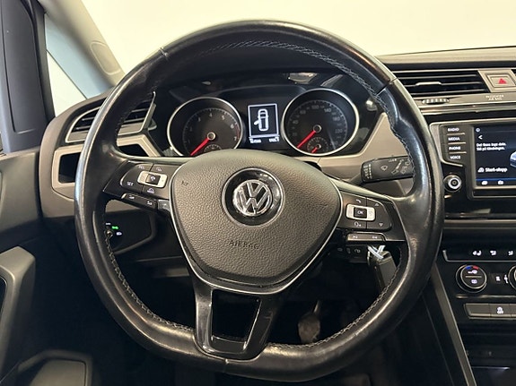 Volkswagen Touran 14 of 21