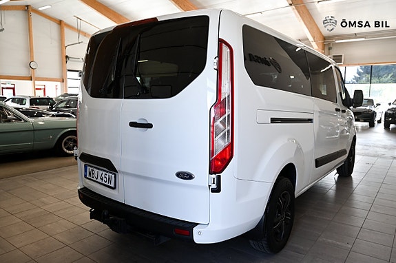 Ford Transit Custom 3 of 5