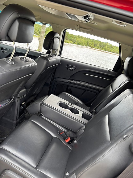 Dodge Journey 7 of 8