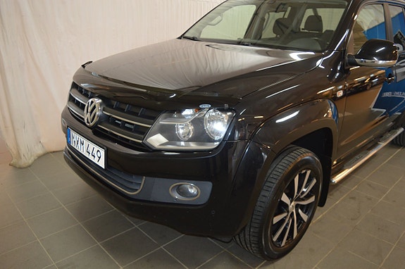 Volkswagen Amarok 2 of 5