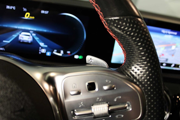 Mercedes-Benz CLA180 24 of 27